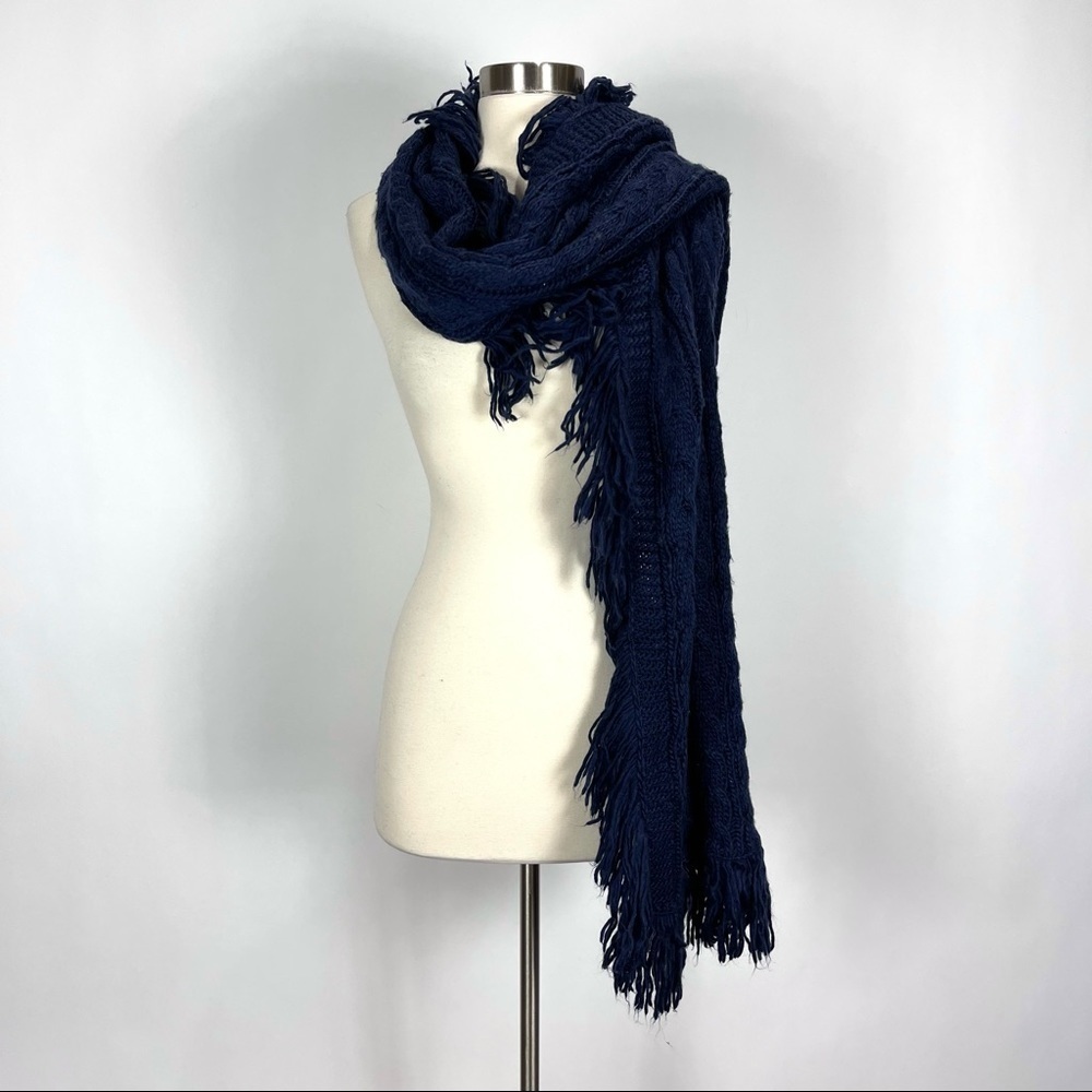 Fringe chunky knit scarf navy blue